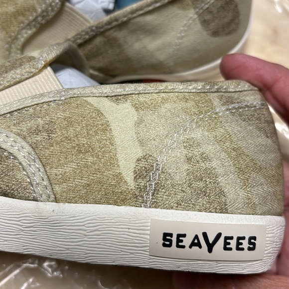 ⭐️⭐️ SeaVees Baja Slip On: Saltwash Cream Camo NWT 6 - Picture 6 of 8